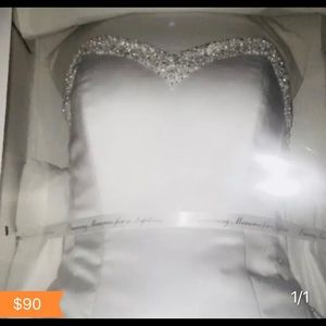 Petite wedding dress